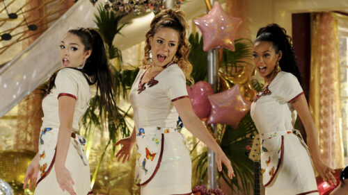 Cida (Isabelle Drummond), Penha (Taís Araujo) e Rosário (Leandra Leal) dançam e cantam em gravação de clipe das Empreguetes
