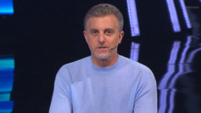 Luciano Huck durante o Domingão