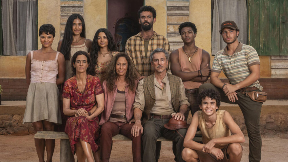 Integrantes da família Leonel Limoeiro reunidos em foto