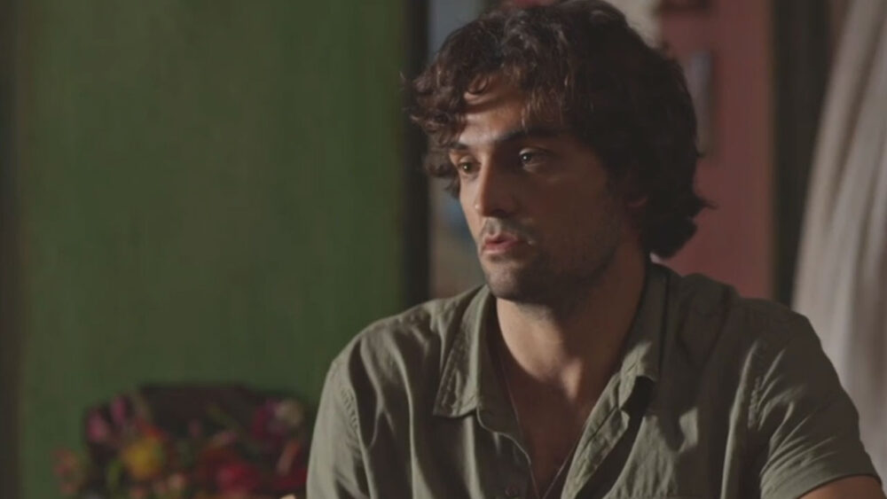 Tulio Starling como Artur em cena da novela No Rancho Fundo