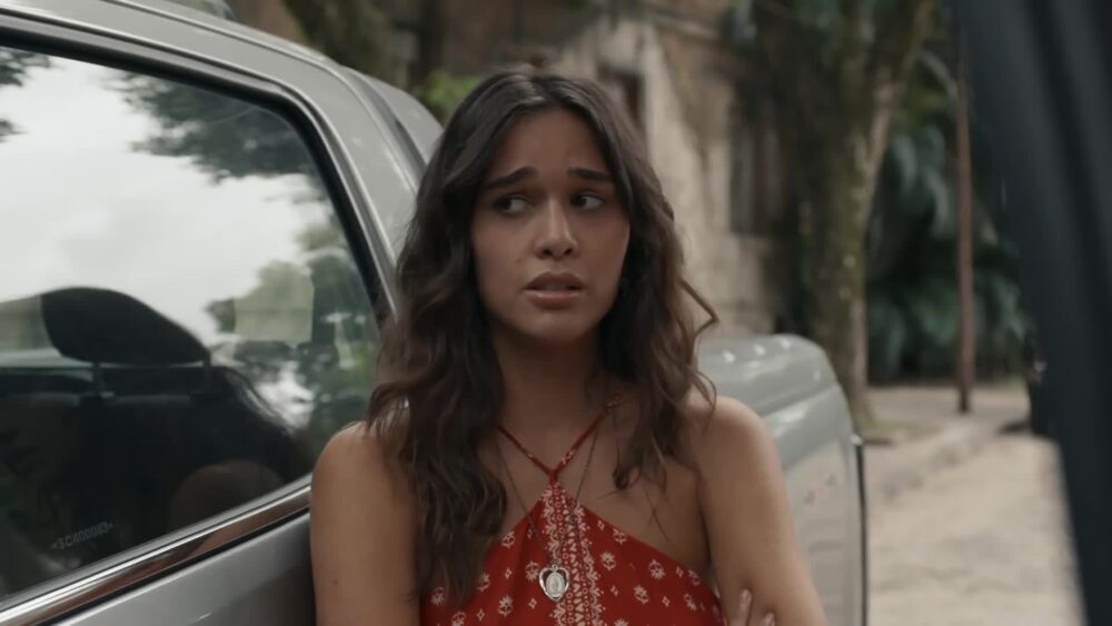 Mariana (Theresa Fonseca) em cena de Renascer