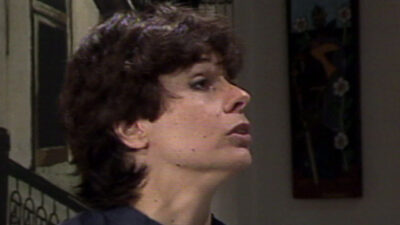 Débora Duarte como Eloá em cena de Corpo a Corpo