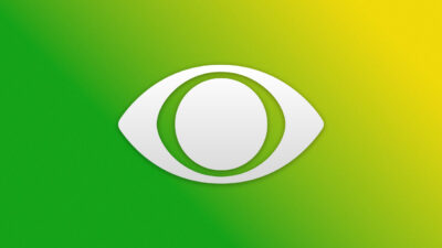 Logotipo da Band em branco sobre um fundo com degradê em tons de verde e amarelo