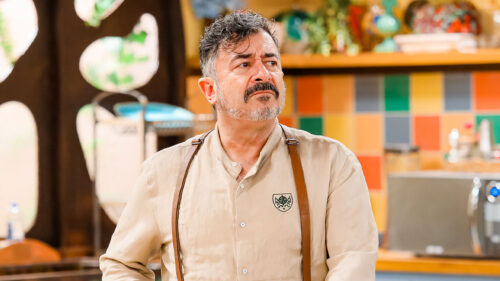 Theo Werneck como Tonico em cena da novela A Caverna Encantada