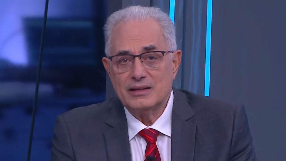 William Waack durante apresentação do programa WW na CNN Brasil