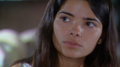 Vanessa Giácomo como Zuca em cena da novela Cabocla