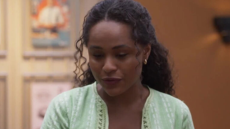 Duda Santos como Beatriz na novela Garota do Momento
