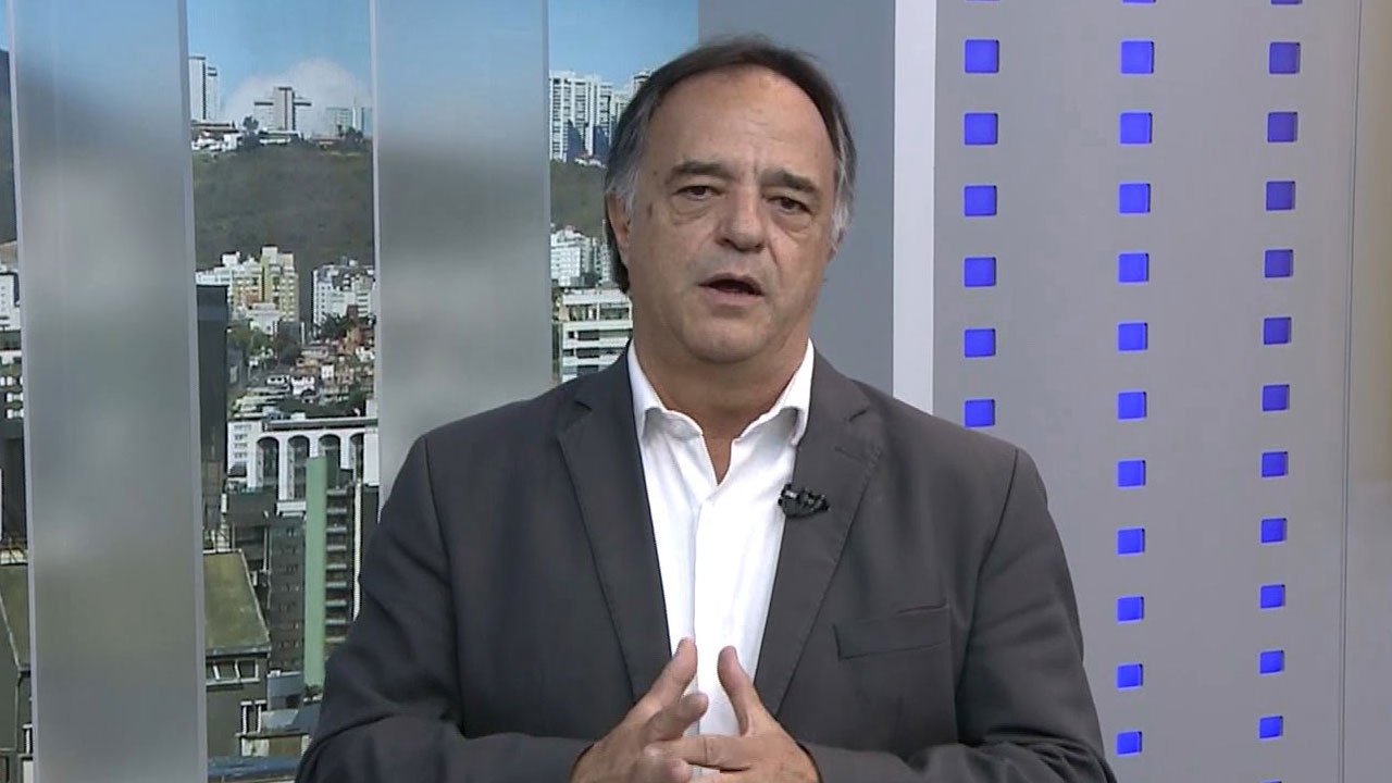 Mauro Tramonte durante apresentação do Balanço Geral MG