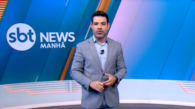 Darlisson Dutra durante apresentação do jornal SBT News Manhã