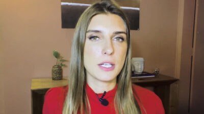 Joana Treptow em vídeo publicado no YouTube