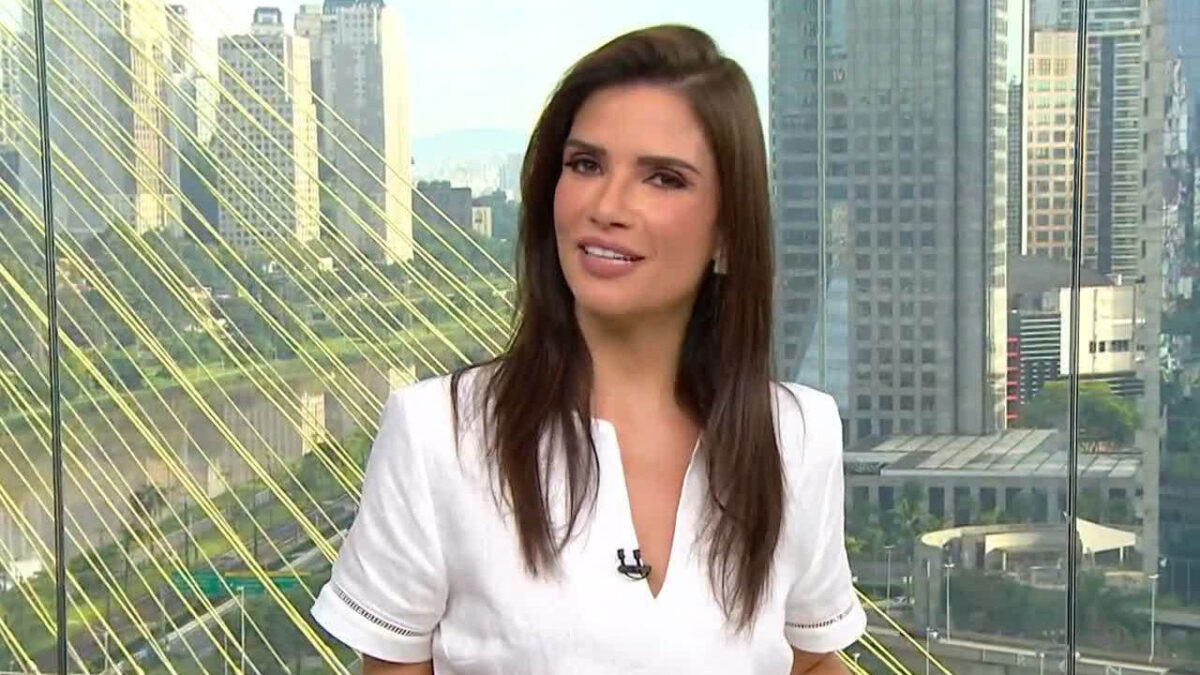 Sabina Simonato durante apresentação do Bom Dia São Paulo na TV Globo