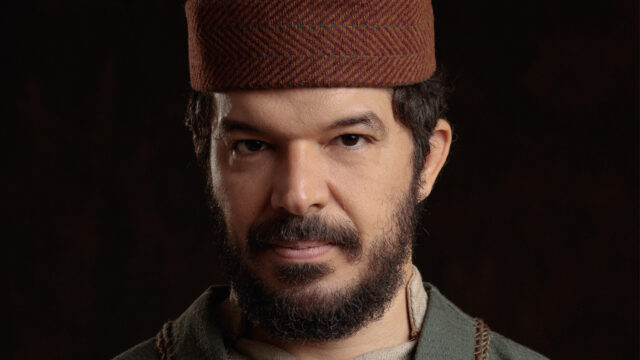 Fifo Benicasa caracterizado como Barnabé em foto promocional da novela bíblica Paulo, o Apóstolo