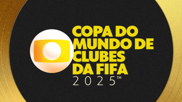 Logotipo da TV Globo ao lado do texto Copa do Mundo de Clubes da Fifa 2025 em fundo preto e dourado