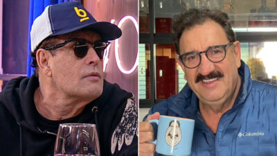 Sérgio Mallandro de boné e óculos escuros ao lado de Ratinho segurando caneca personalizada
