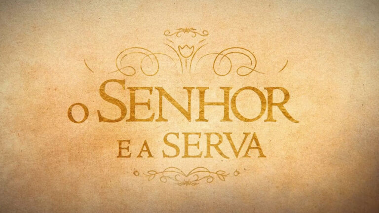 Logo da novela O Senhor e a Serva com letras estilizadas em marrom sobre um fundo que simula um pergaminho envelhecido