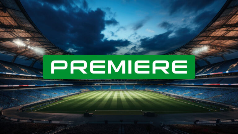 Logotipo do canal Premiere em destaque sobre imagem de estádio de futebol iluminado com arquibancadas vazias