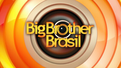 Logotipo do Big Brother Brasil com letras douradas e ícone de olho robótico em fundo laranja e amarelo para a página assistir BBB 26 ao vivo
