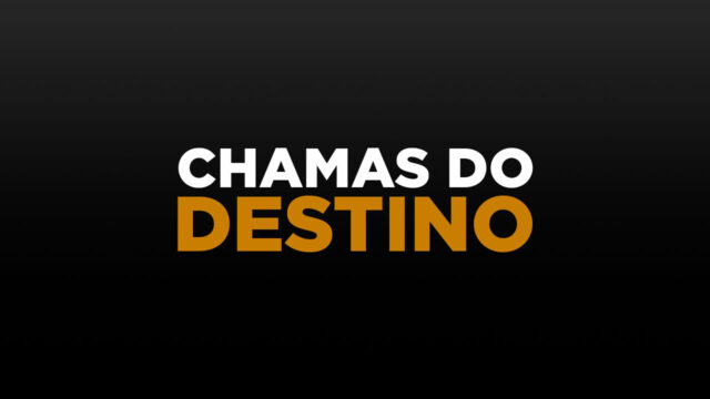 Logotipo da novela Chamas do Destino com as palavras em destaque sobre fundo preto sendo a primeira em branco e a segunda em laranja