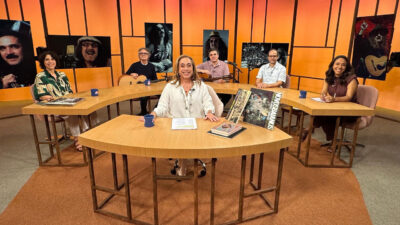 Cissa Guimarães apresenta o Sem Censura na TV Brasil com convidados Davi Moraes e Moreno Veloso em homenagem a Moraes Moreira