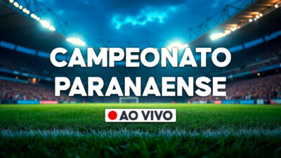Gráfico com a frase Campeonato Paranaense e selo ao vivo sobre imagem de estádio de futebol iluminado com gramado em destaque