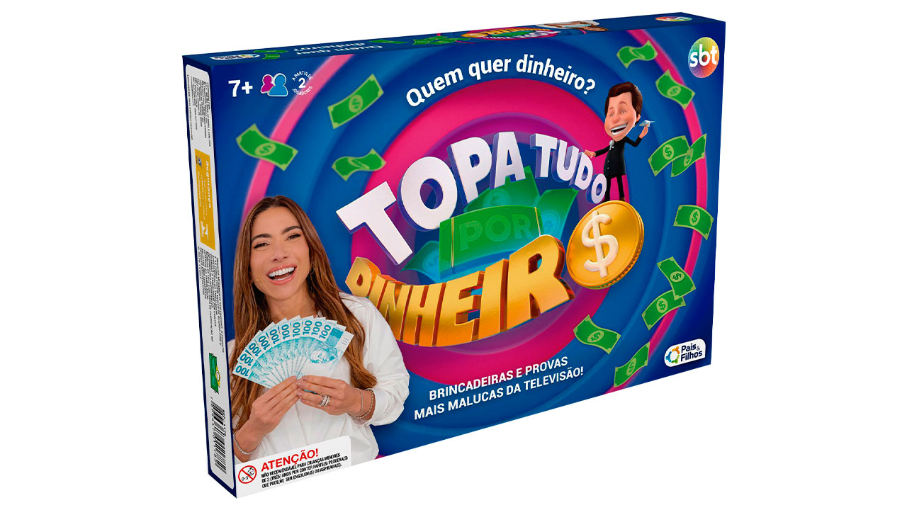 Caixa do brinquedo Topa Tudo por Dinheiro com Patrícia Abravanel segurando notas, logotipo do programa do SBT e ilustrações de cédulas voando em fundo azul