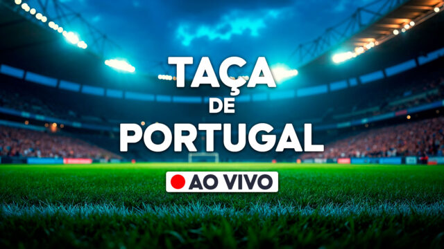 Texto Taça de Portugal em destaque sobre estádio de futebol iluminado com gramado em primeiro plano e indicação de transmissão ao vivo