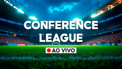 Texto Conference League sobre estádio de futebol iluminado com gramado em destaque e selo Ao Vivo na parte inferior