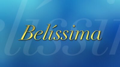 Logotipo da novela Belíssima em letras douradas sobre fundo azul com efeito de degradê