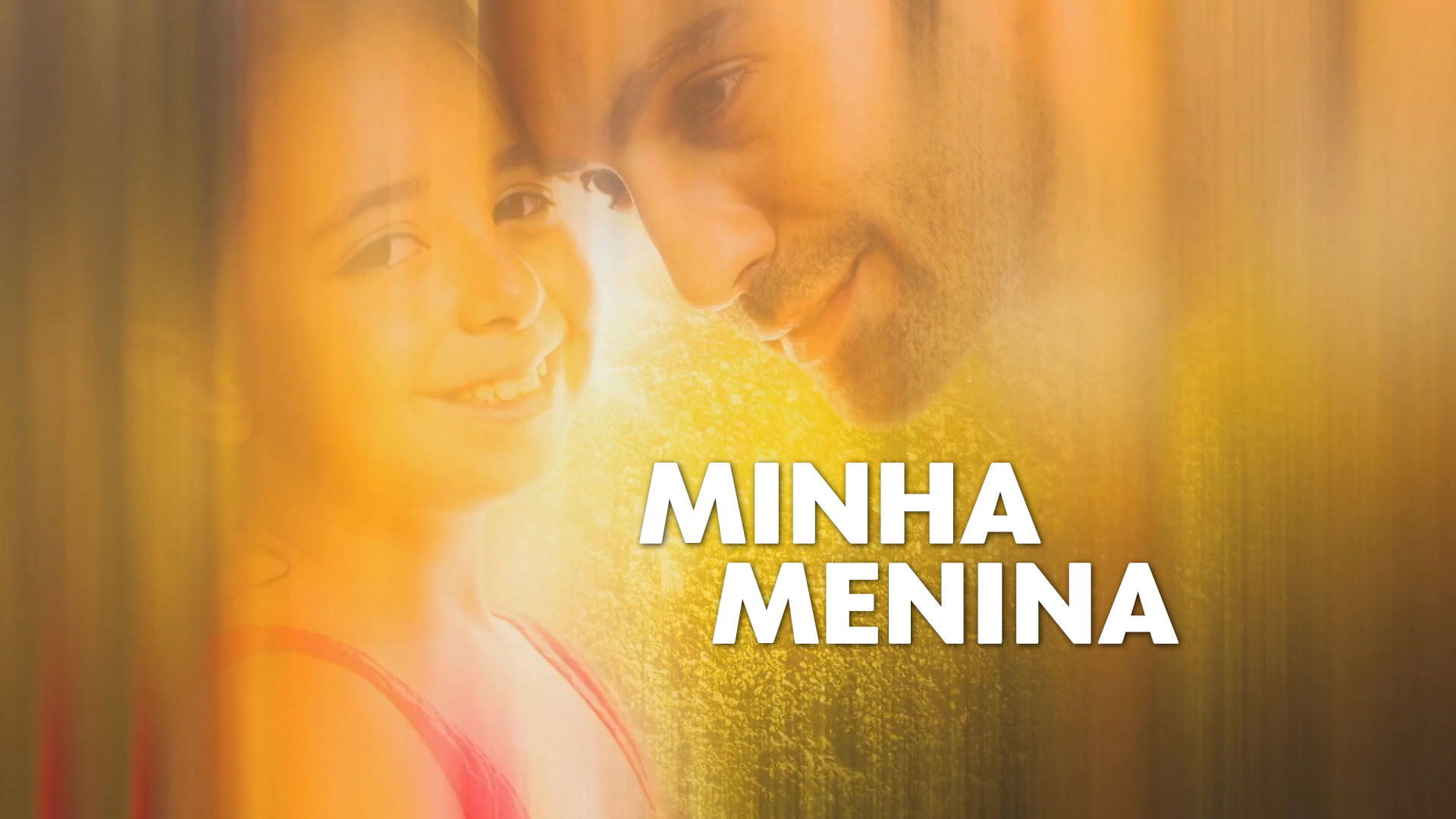Logotipo da novela Minha Menina sobre imagem de Öykü e Demir com fundo em tons dourados