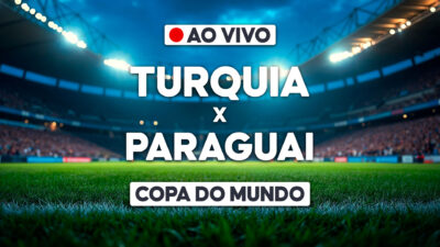 Arte de transmissão ao vivo com Turquia x Paraguai e texto Copa do Mundo sobre gramado de estádio iluminado