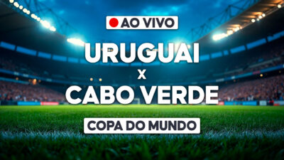 Arte de transmissão ao vivo com Uruguai x Cabo Verde sobre imagem de estádio iluminado na Copa do Mundo