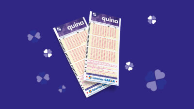 Volantes da Quina sobre fundo azul com símbolos das Loterias Caixa em ilustração promocional