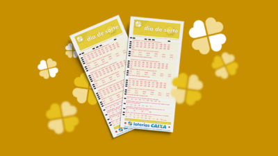 Dois volantes da loteria Dia de Sorte sobrepostos com dezenas e campos de aposta visíveis sobre fundo amarelo com trevos estilizados amarelo