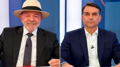 Montagem com Luiz Inácio Lula da Silva à esquerda, usando terno escuro, gravata e chapéu branco, e Flávio Bolsonaro à direita, vestindo paletó azul-marinho e camisa branca